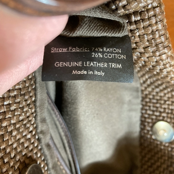 Made in Italy Harold Powell Woven Bag - Picture 15 of 16